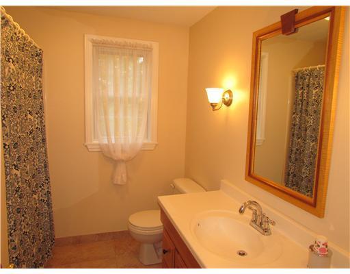 20 Country Charm Road Cumberland, ME 04021 - Photo 19 of 23 Bathroom.