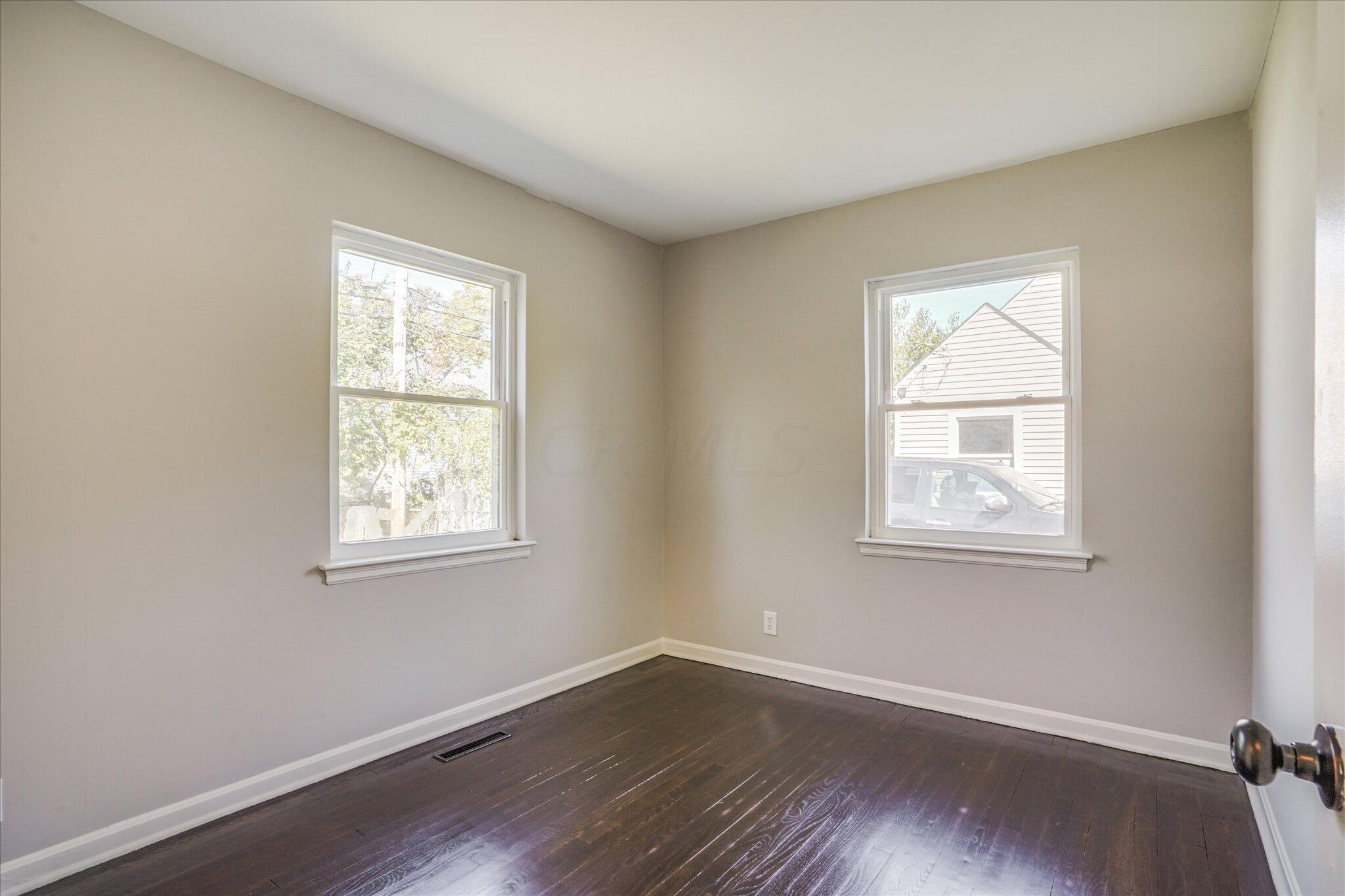 3045 Gerbert Road Columbus, OH 43224 - Photo 16 of 24 Gallery Image 16