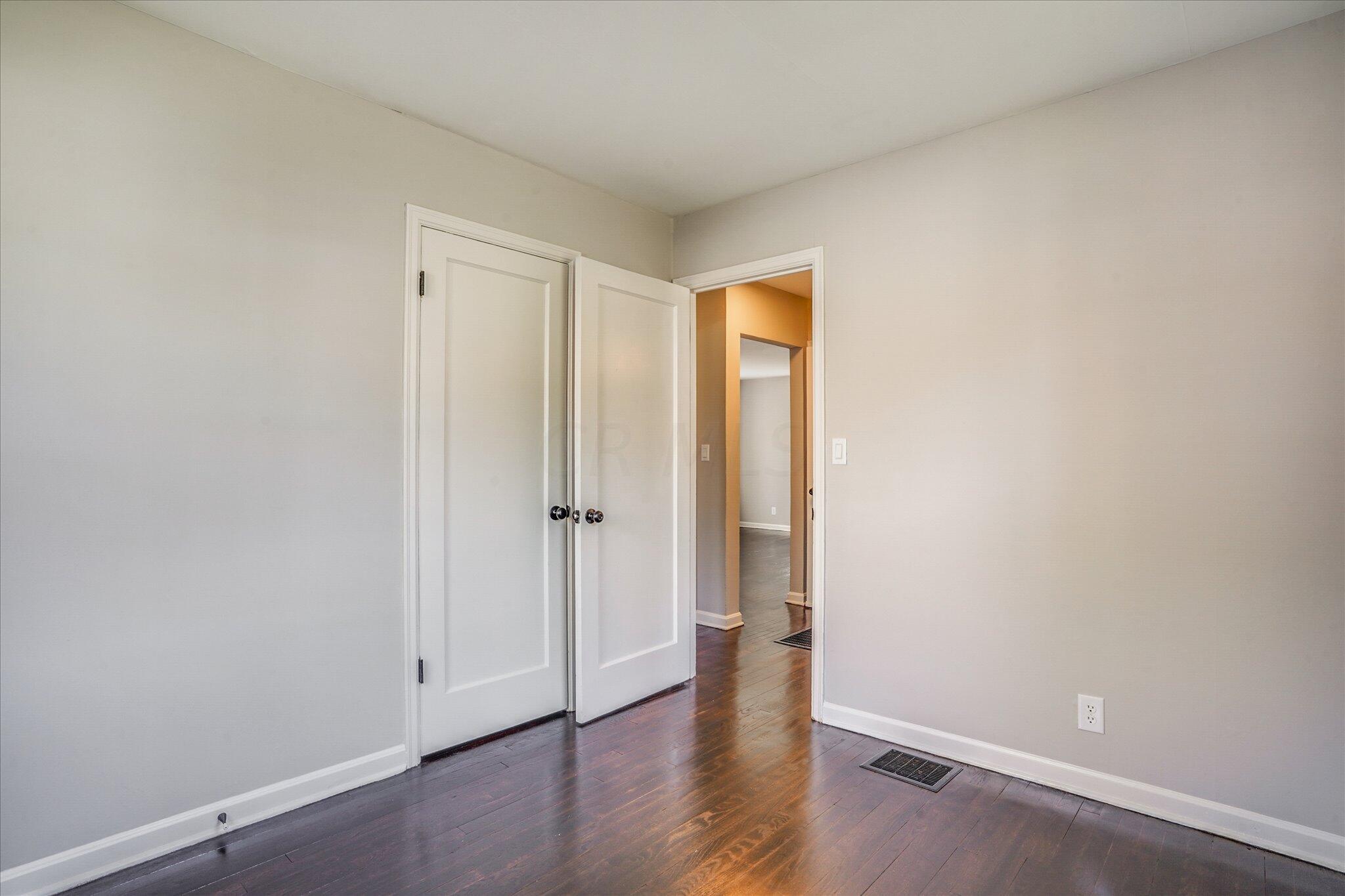 3045 Gerbert Road Columbus, OH 43224 - Photo 17 of 24 Gallery Image 17