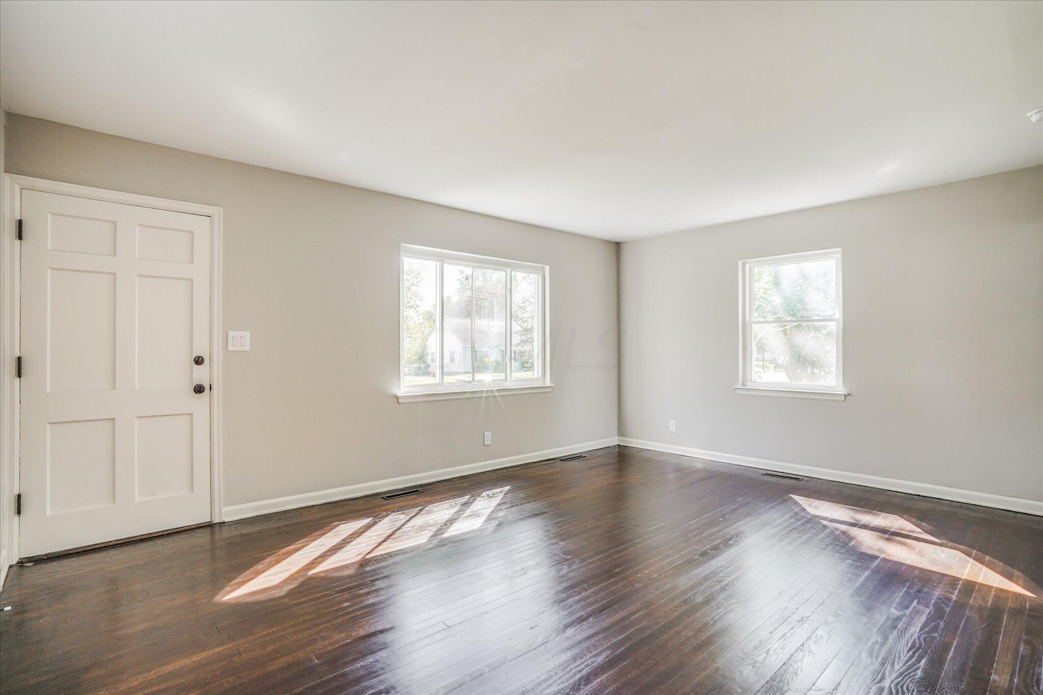 3045 Gerbert Road Columbus, OH 43224 - Photo 6 of 24 Gallery Image 6
