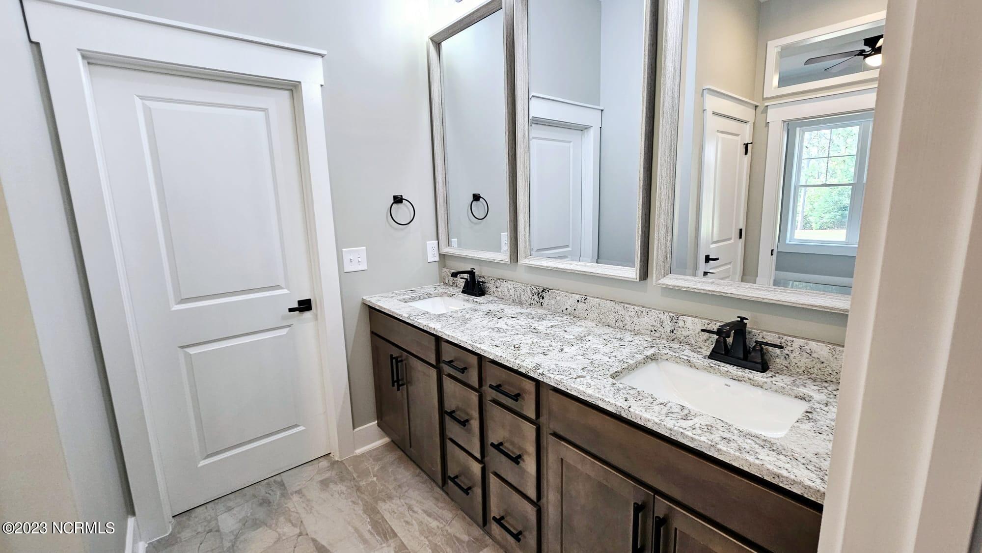 60 Cochrane Castle Circle Pinehurst, NC 28374 - Photo 26 of 54 45888bc8-df5c-4934-944c-00ed95081feb