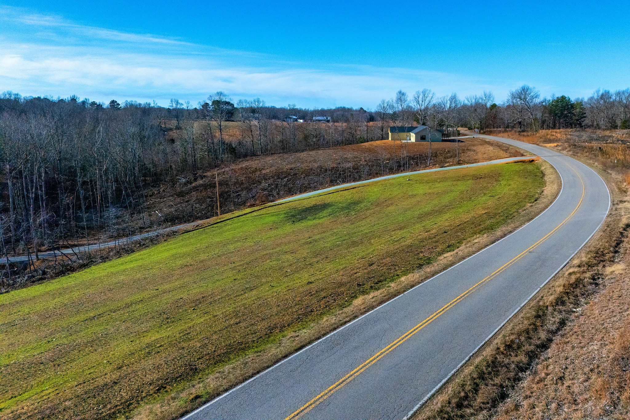1379 Little Swan Creek Road Hohenwald, TN 38462 - Photo 2 of 14 a view of a swimming pool with a mountain view