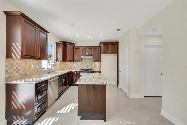 $4,700 | 53 Boulder Creek Way, Irvine, CA 92602