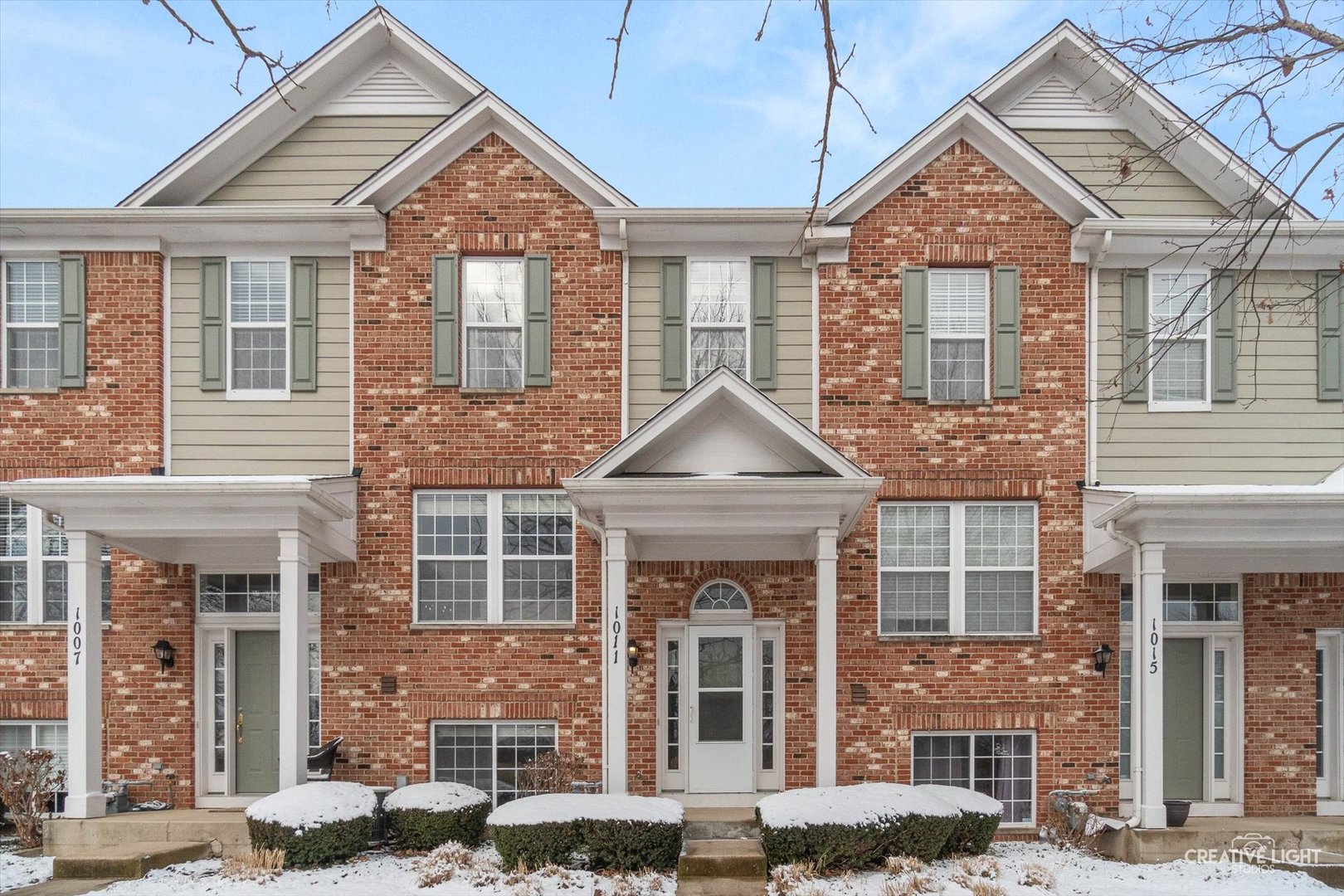 1011 Reserve Drive Elgin, IL 60124 - Photo 1 of 18