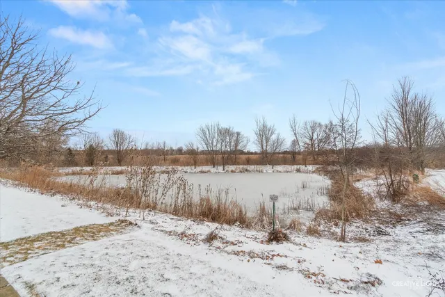 $314,900 | 1011 Reserve Drive, Elgin, IL 60124