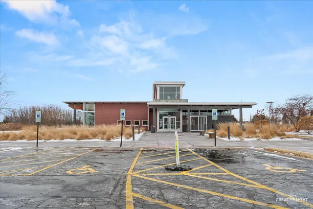 $314,900 | 1011 Reserve Drive, Elgin, IL 60124