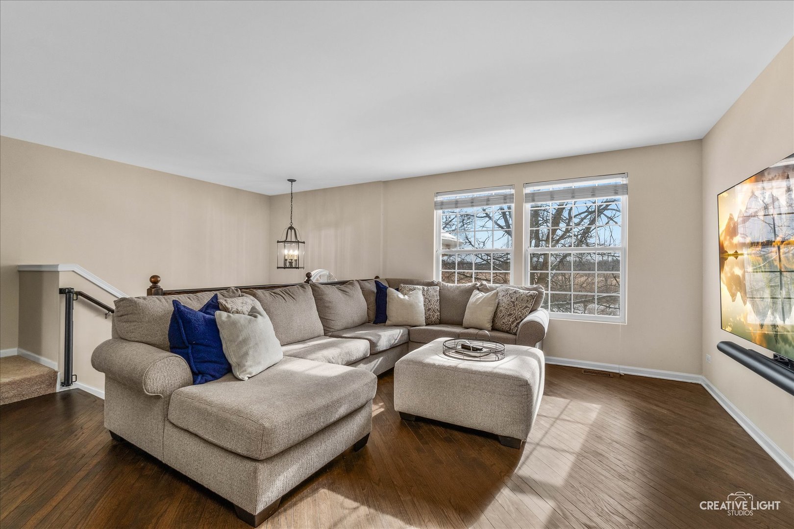 1011 Reserve Drive Elgin, IL 60124 - Photo 3 of 18