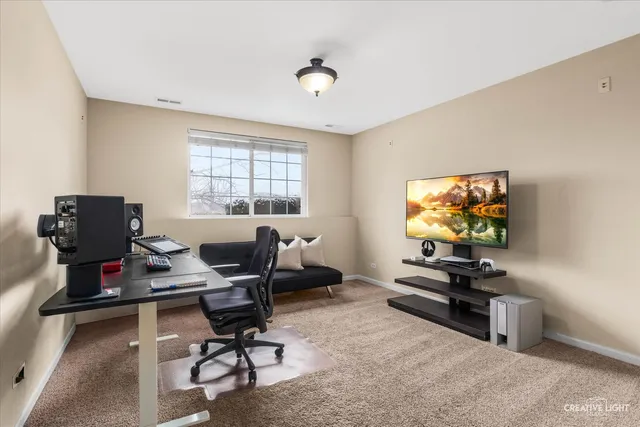 $314,900 | 1011 Reserve Drive, Elgin, IL 60124