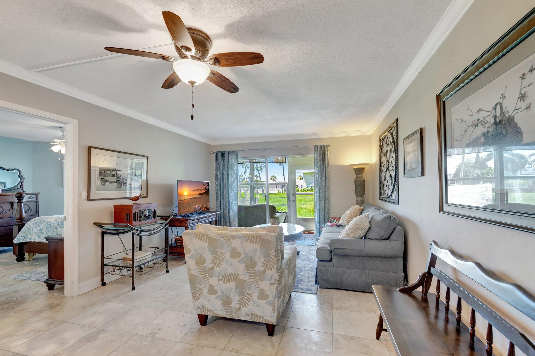 5550 North Ocean Boulevard, Unit 107 Ocean Ridge, FL 33435 - Photo 13 of 43 12-web-or-mls-DSC_9050