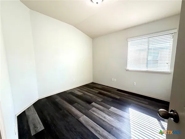$1,875 | 500 Obsidian Lane, Jarrell, TX 76537