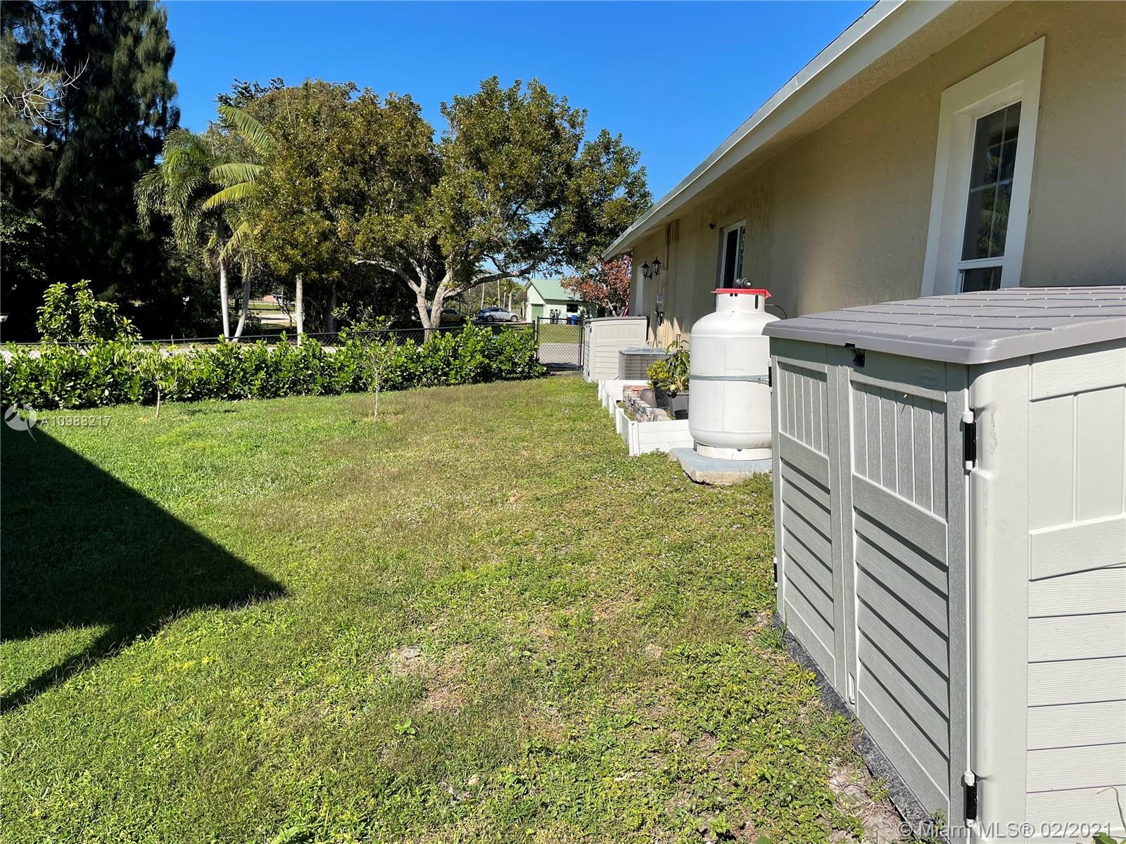4630 Southwest 134th Avenue Southwest Ranches, FL 33330 - Photo 8 of 87 Gallery Image 8