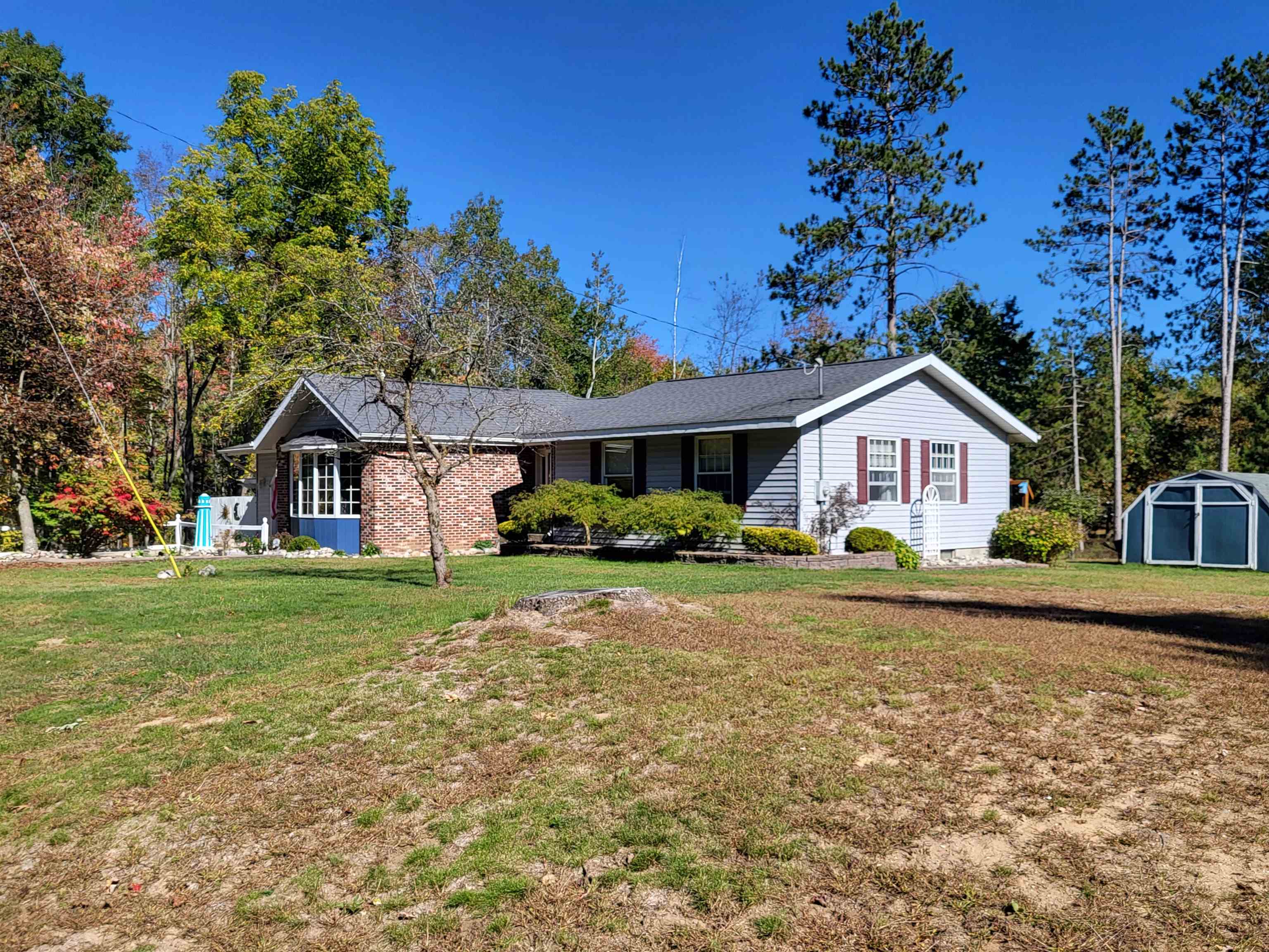 1552 Shaw Road Gladwin, MI 48624 - Photo 5 of 53