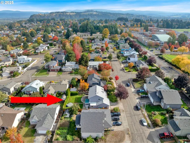 $549,500 | 1953 Southwest Northstar Way, Troutdale, OR 97060