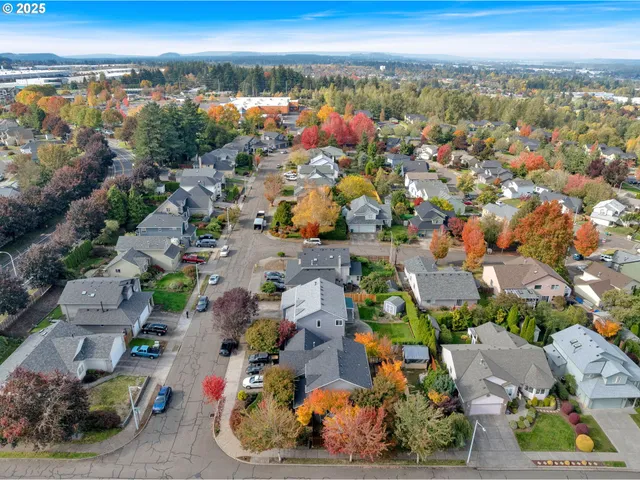 $549,500 | 1953 Southwest Northstar Way, Troutdale, OR 97060