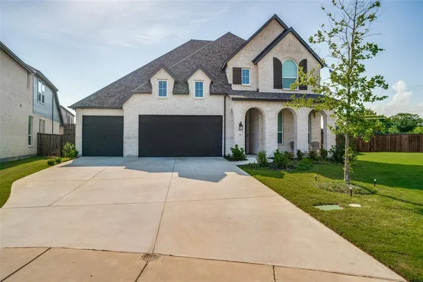 $675,000 | 185 Ivy Parkway, Van Alstyne, TX 75495
