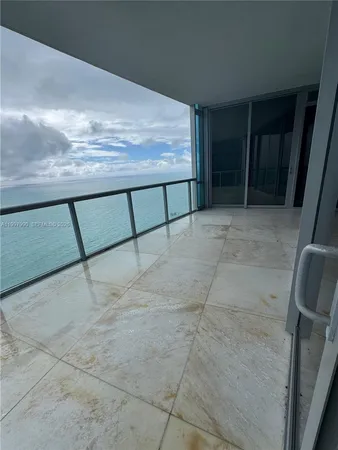 $12,500 | 17121 Collins Avenue, Unit 4306, Sunny Isles Beach, FL 33160