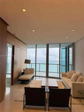 $12,500 | 17121 Collins Avenue, Unit 4306, Sunny Isles Beach, FL 33160
