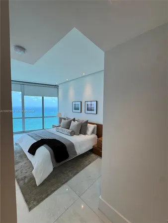 $12,500 | 17121 Collins Avenue, Unit 4306, Sunny Isles Beach, FL 33160