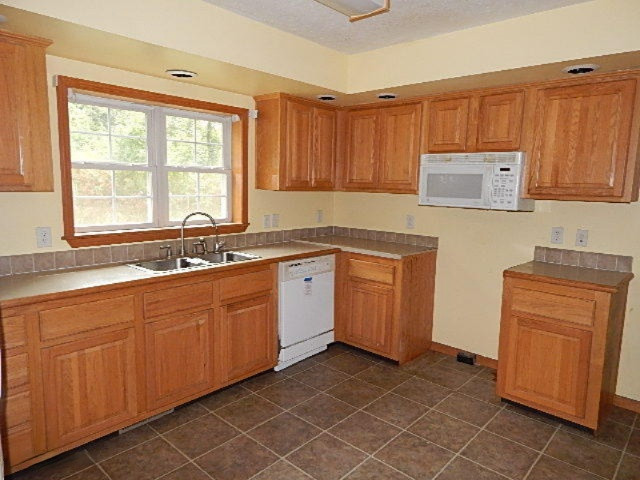5205 West 30 1/4 Road Harrietta, MI 49638 - Photo 5 of 25 DSCN1045
