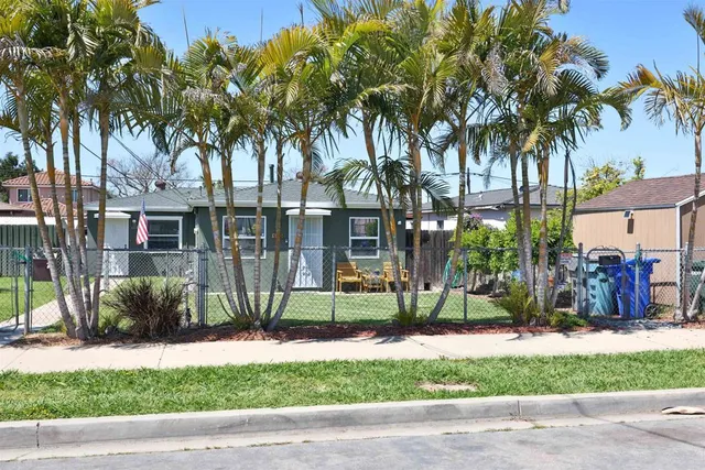 $2,700 | 520 Delaware Street, Imperial Beach, CA 91932