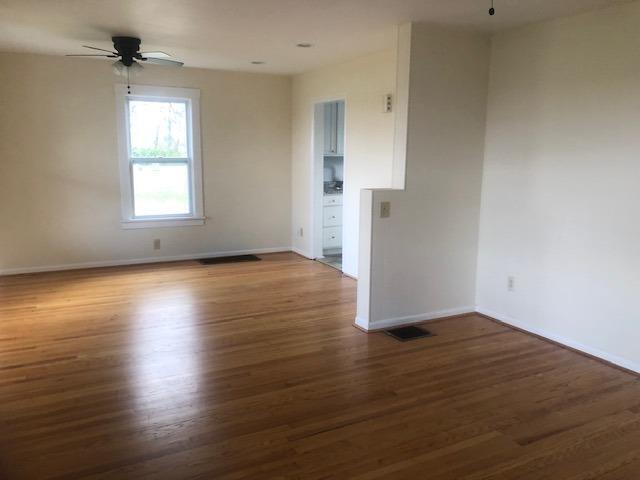 5907 Springdale Road Cincinnati, OH 45247 - Photo 4 of 6