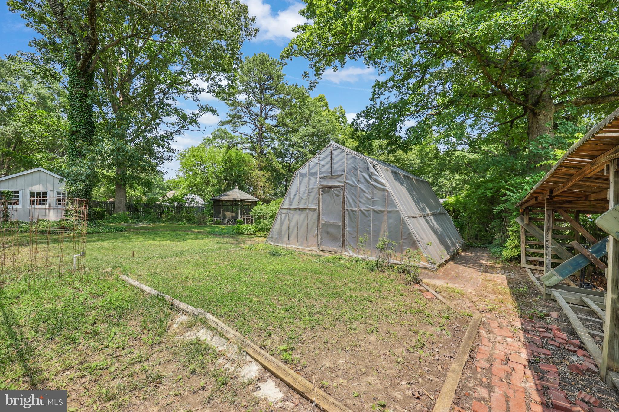 33 Pendleton Road Fredericksburg, VA 22405 - Photo 39 of 45 flower and vegetable beds ready for you