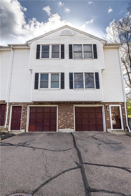 269 Chamberlain Highway, Unit 7, Meriden, CT 06451 Compass