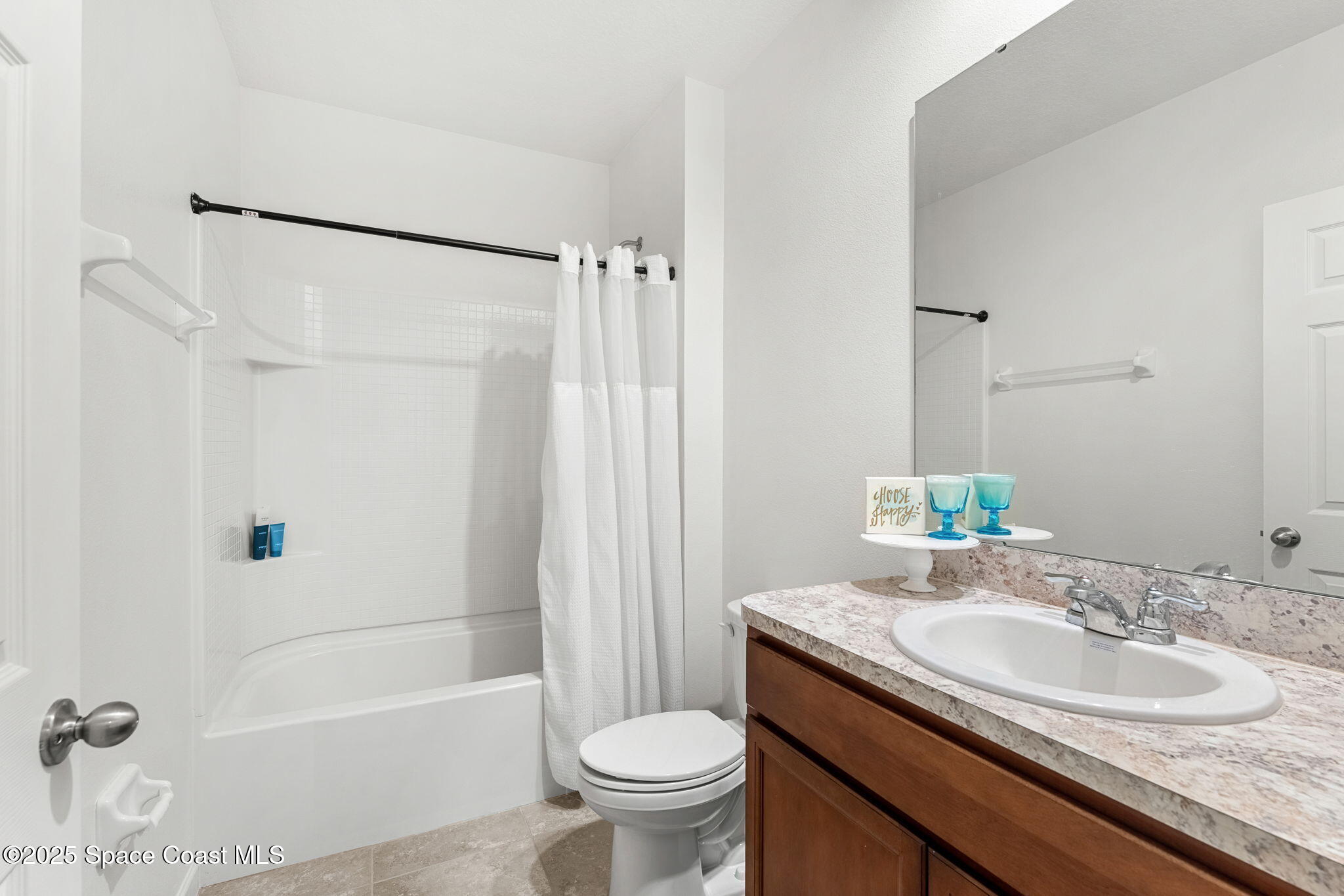 369 Coyote Drive Cocoa, FL 32927 - Photo 16 of 32 Full Guest Bath