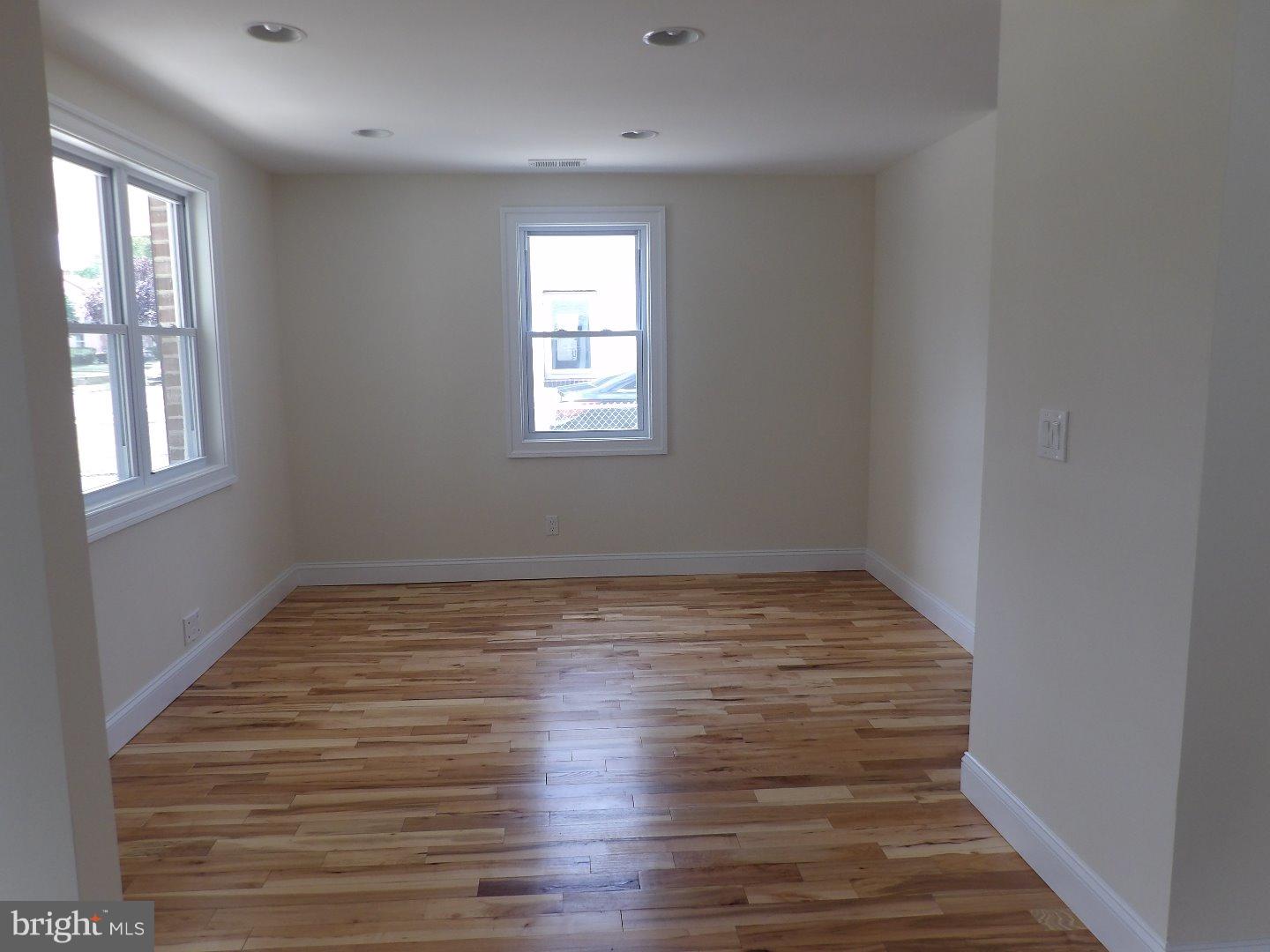 2743 Springhill Road Secane, PA 19018 - Photo 4 of 22 Gallery Image 4