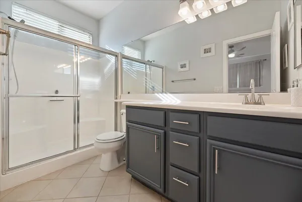 a bathroom with a tub