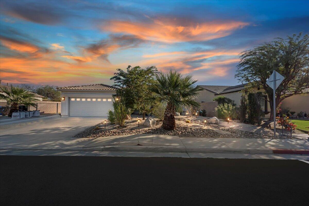 3982 Eastgate N Road Palm Springs, CA 92262 - Photo 48 of 55 a view of a house with a patio
