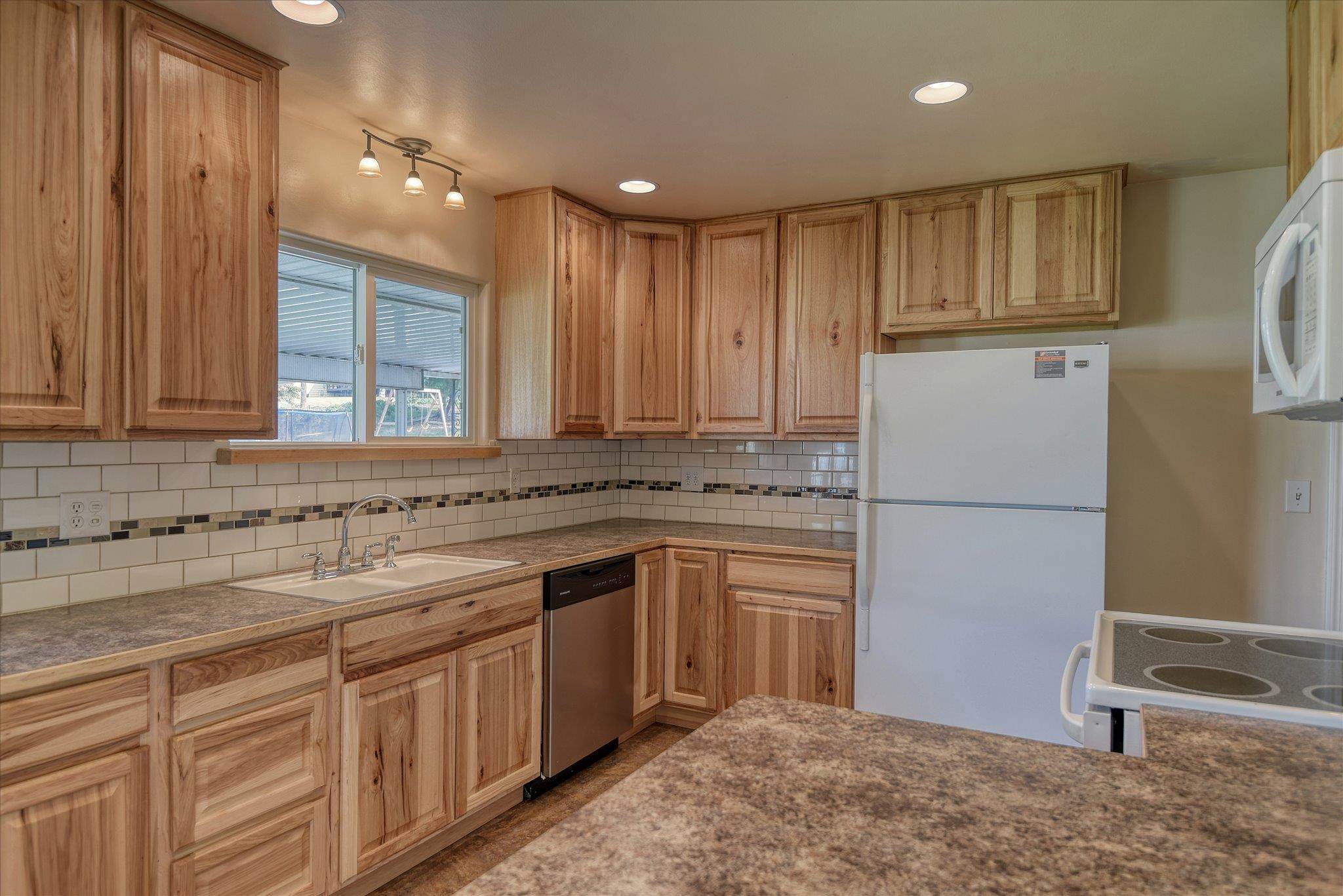 4518 North Progress Road Spokane Valley, WA 99216 - Photo 11 of 44 Gallery Image 11