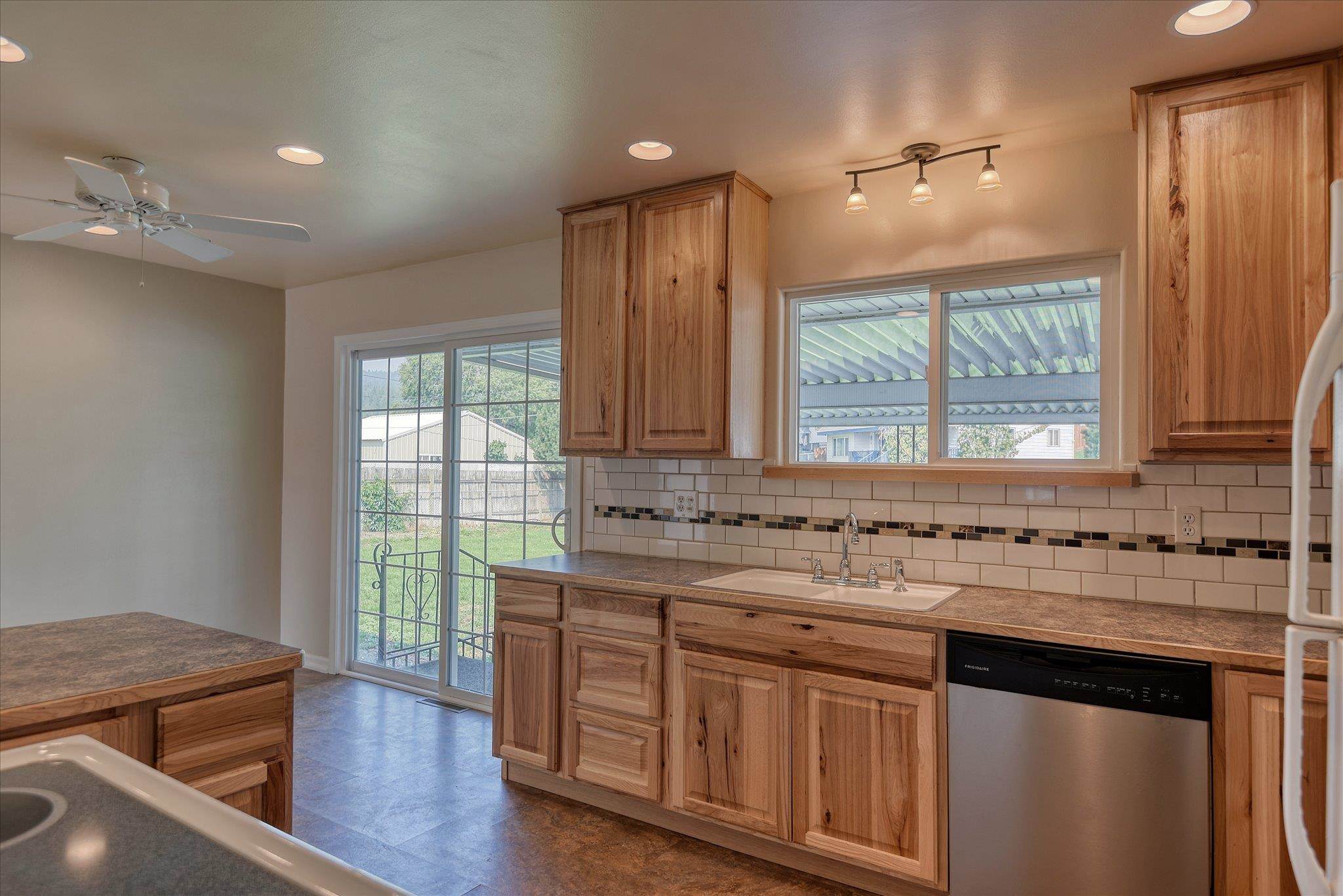 4518 North Progress Road Spokane Valley, WA 99216 - Photo 13 of 44 Gallery Image 13