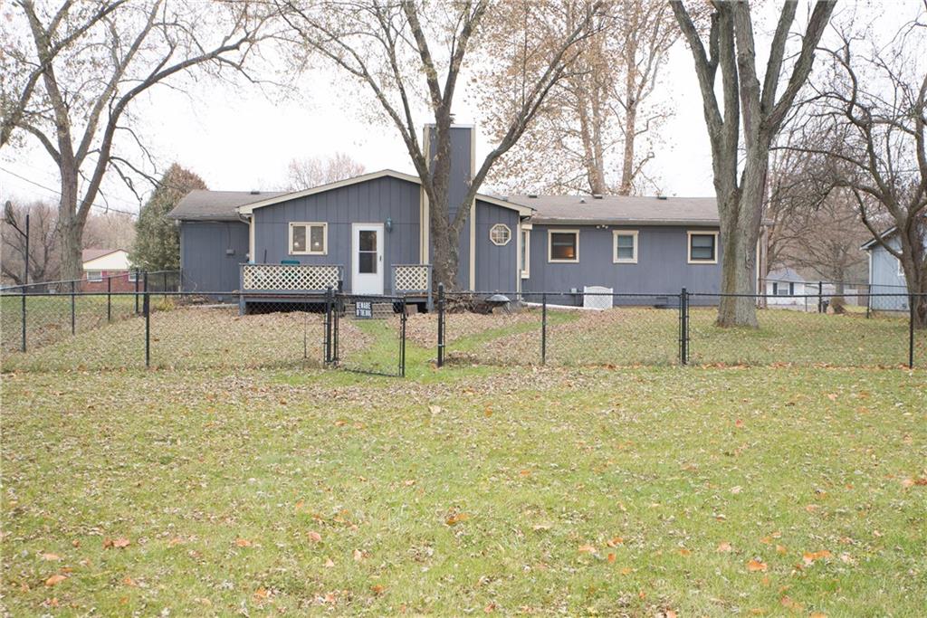 7426 Harcourt Road Indianapolis, IN 46260 - Photo 3 of 30 Gallery Image 3