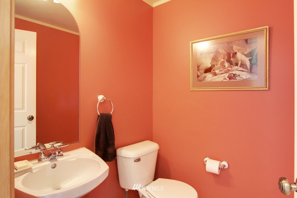 12312 165th Street Northeast Bothell, WA 98011 - Photo 6 of 15 Gallery Image 6