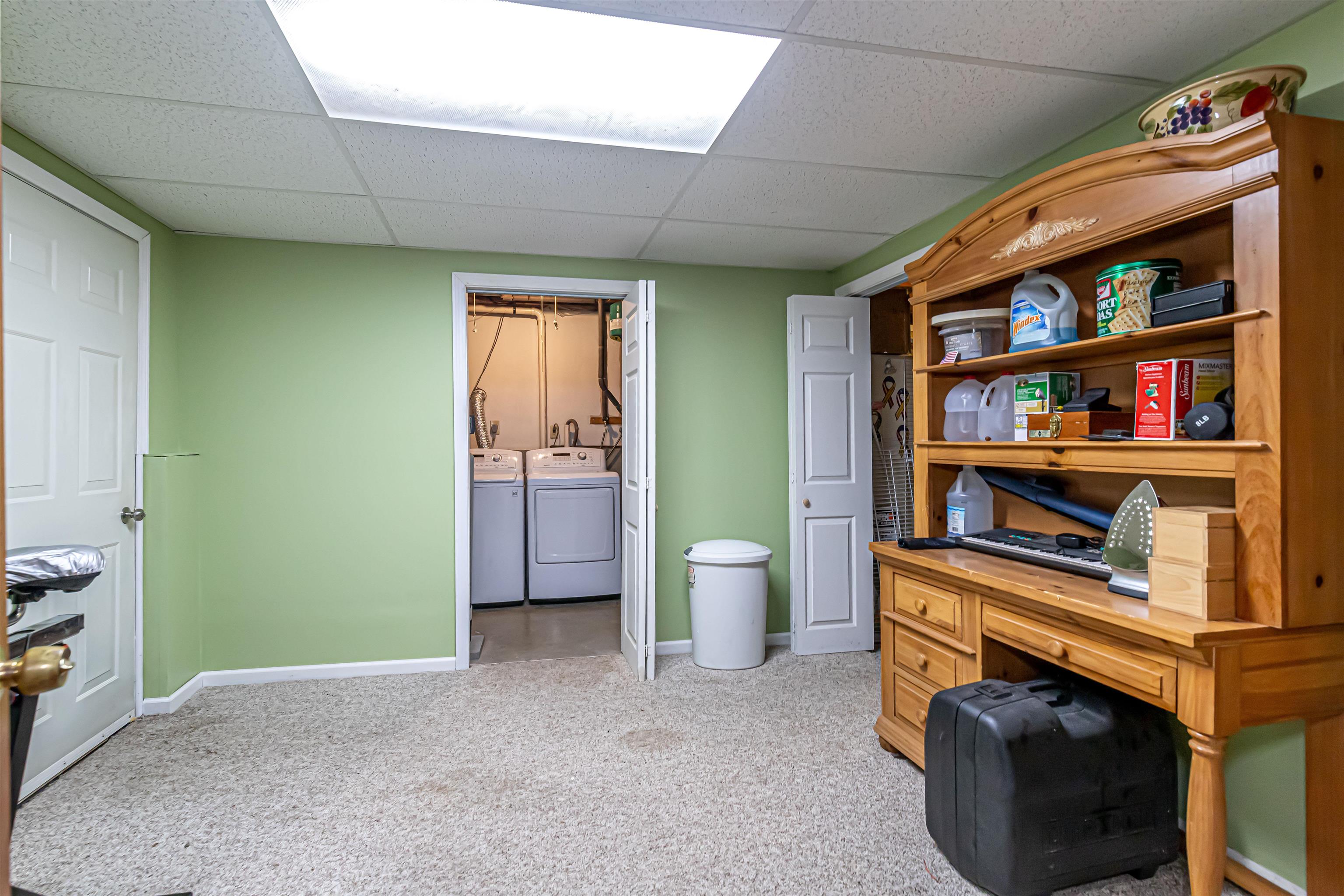 112 Morse Road Manchester, NH 03104 - Photo 24 of 34