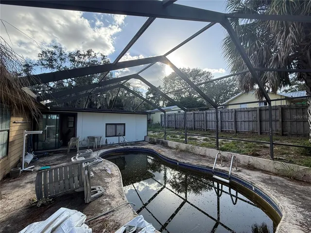 $159,900 | 612 North 8th Street, Dundee, FL 33838