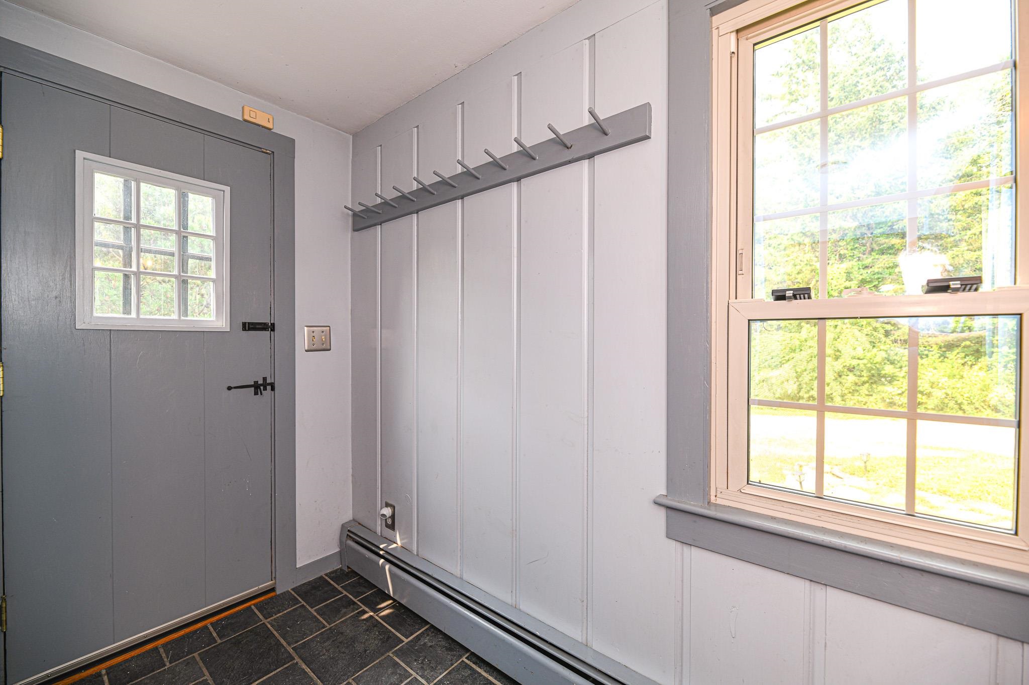 160 S Road Brentwood, NH 03833 - Photo 14 of 37