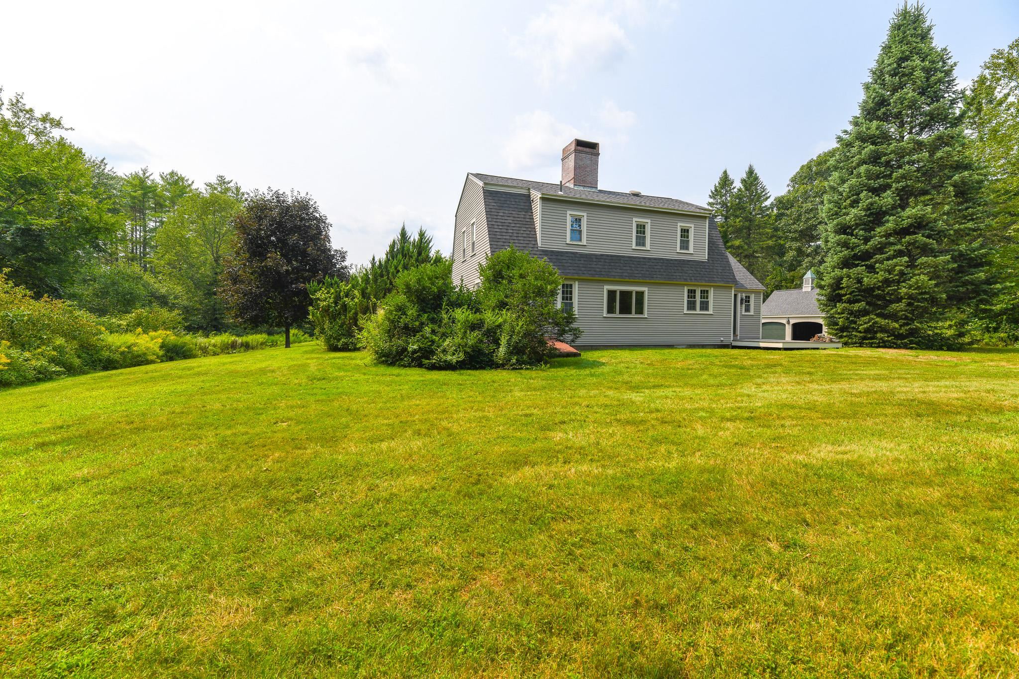 160 S Road Brentwood, NH 03833 - Photo 32 of 37
