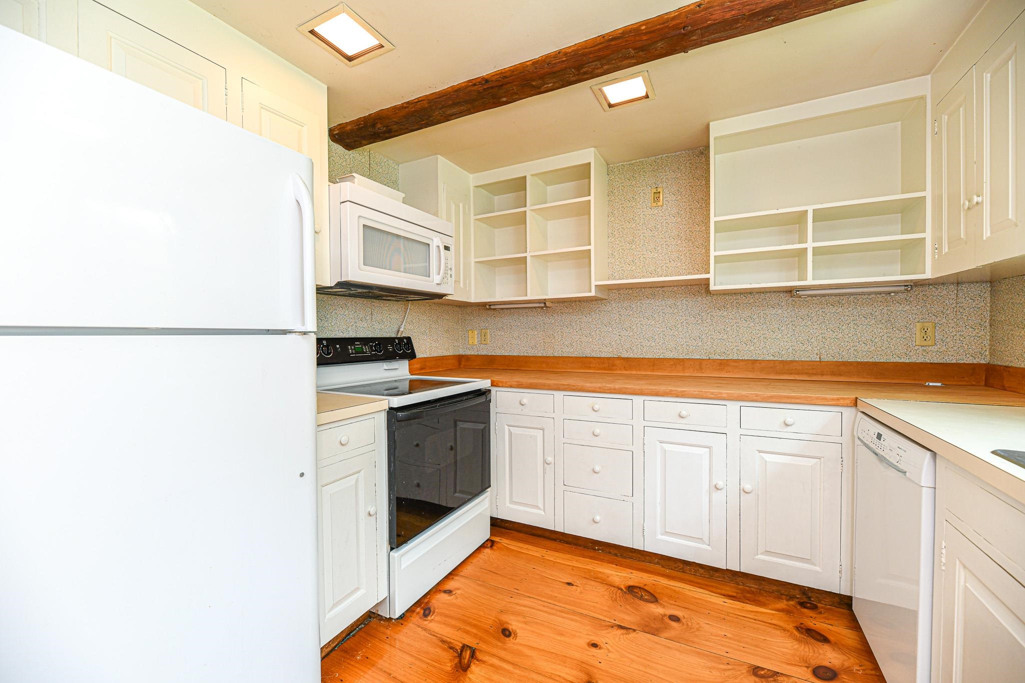 160 S Road Brentwood, NH 03833 - Photo 36 of 37