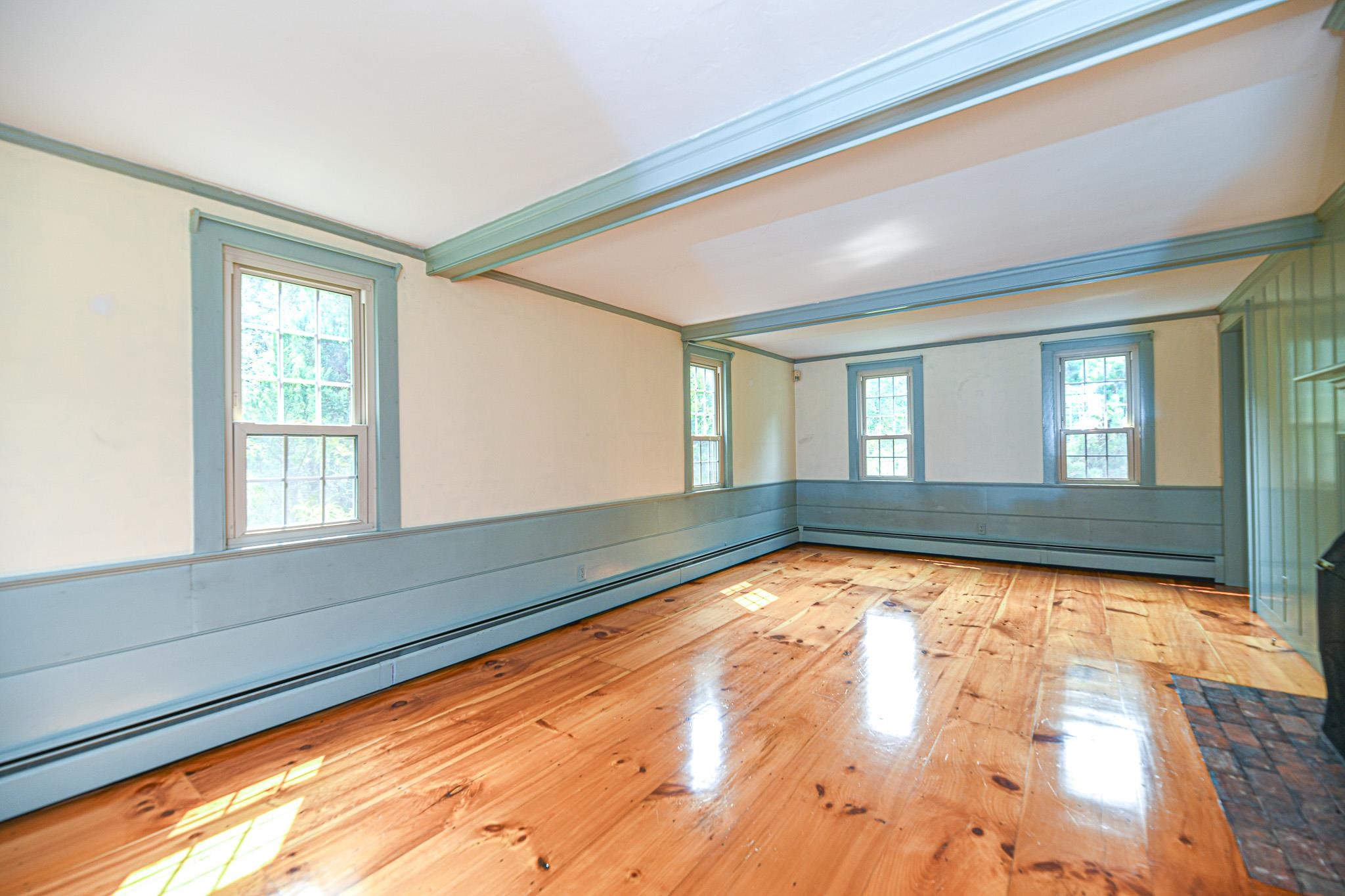 160 S Road Brentwood, NH 03833 - Photo 8 of 37