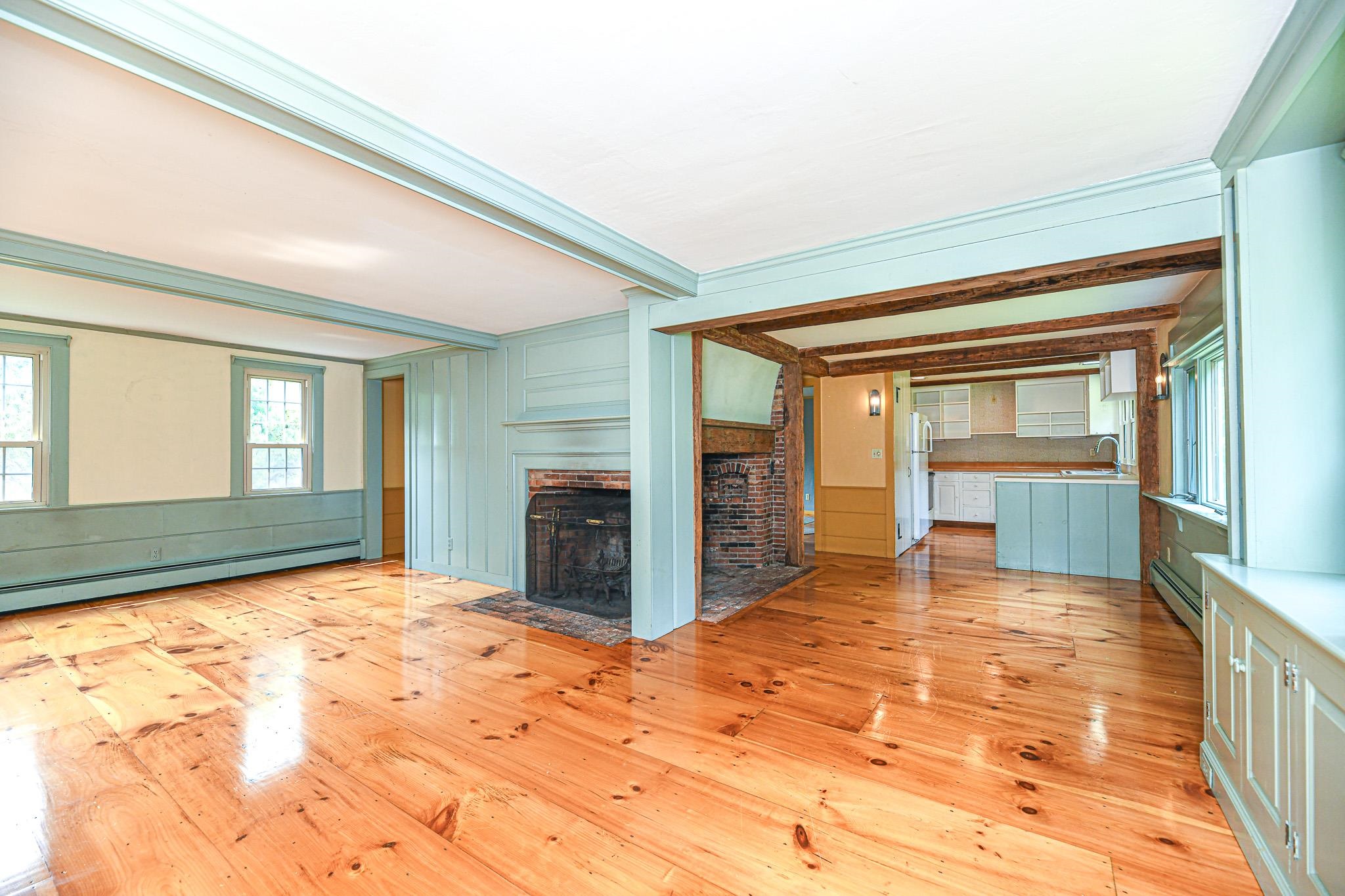 160 S Road Brentwood, NH 03833 - Photo 9 of 37
