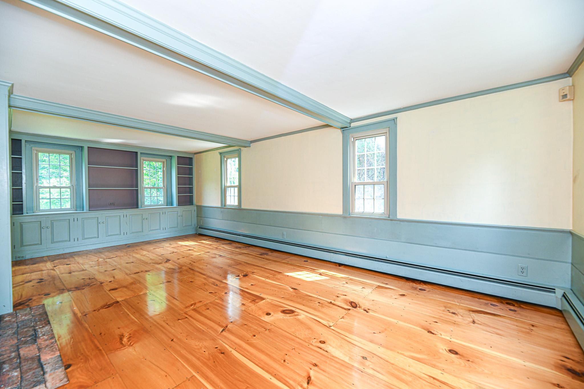 160 S Road Brentwood, NH 03833 - Photo 10 of 37