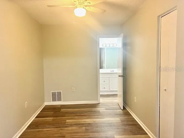 $1,200 | 5507 Fountain Lake Circle, Unit B205, Bradenton, FL 34207