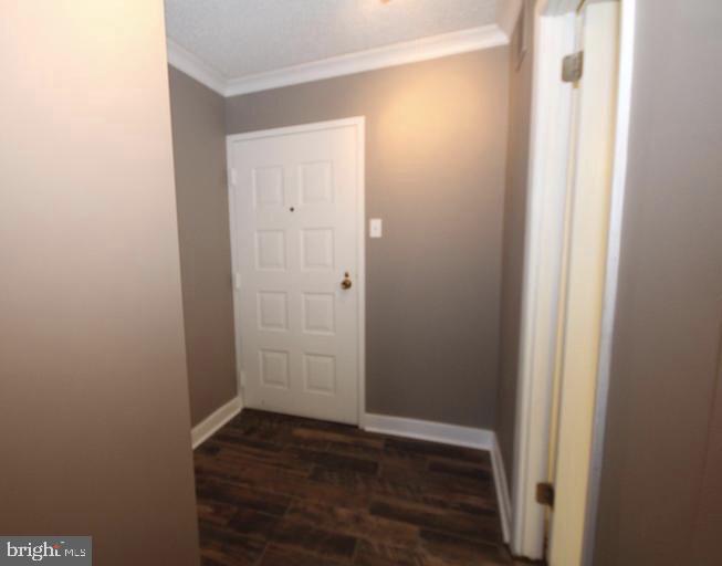 6800 Fleetwood Road, Unit 214 McLean, VA 22101 - Photo 2 of 22 a view of small space