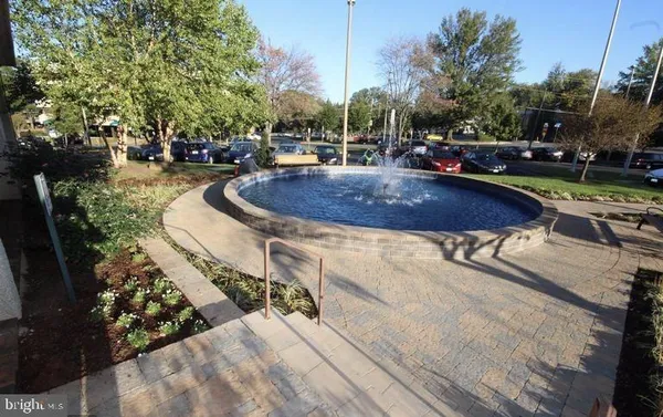$2,150 | 6800 Fleetwood Road, Unit 214, McLean, VA 22101