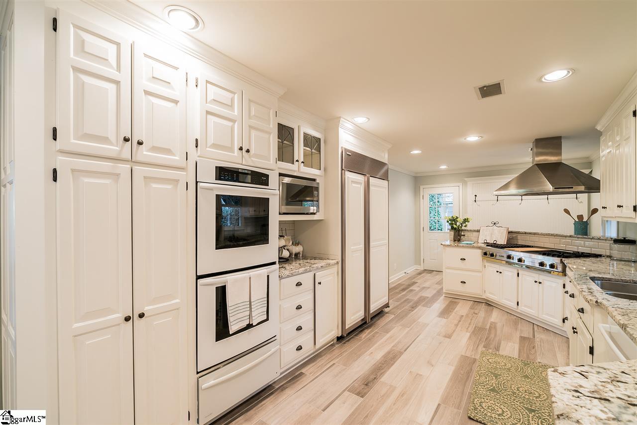 347 Riverside Drive Greenville, SC 29605 - Photo 16 of 34 Gallery Image 16