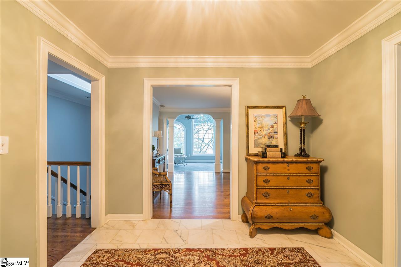 347 Riverside Drive Greenville, SC 29605 - Photo 6 of 34 Gallery Image 6