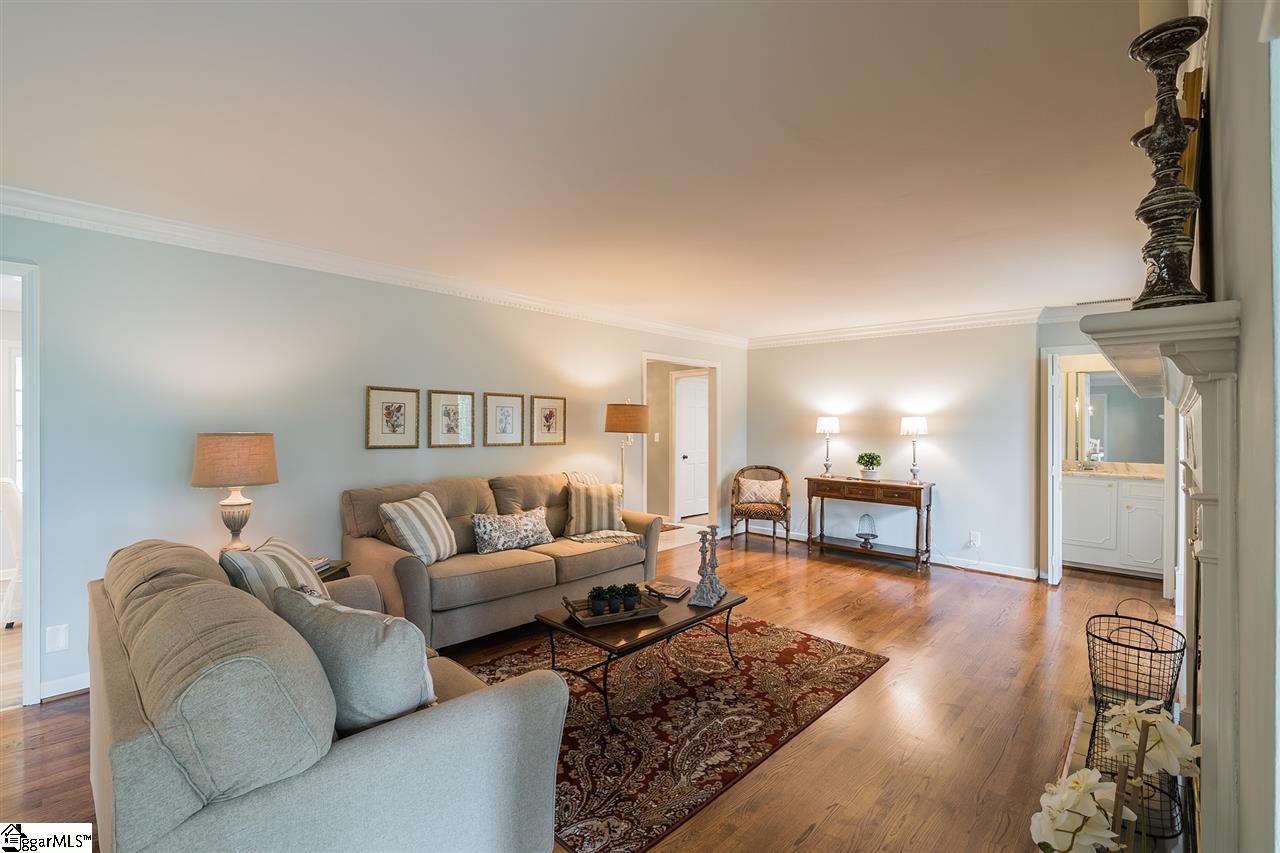 347 Riverside Drive Greenville, SC 29605 - Photo 9 of 34 Gallery Image 9