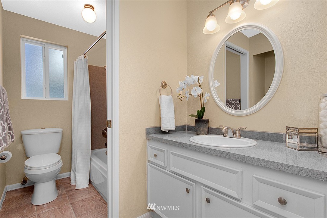 17331 20th Drive Southeast Bothell, WA 98012 - Photo 11 of 17 Gallery Image 11
